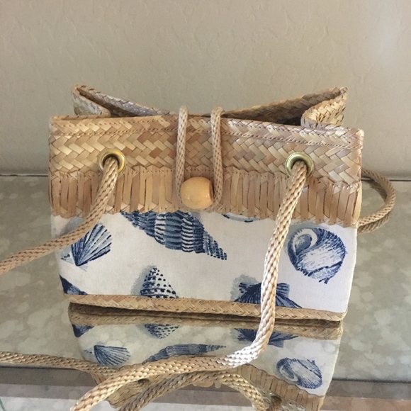Eldena's Collection Handbags - Bahamian shoulder strap bag